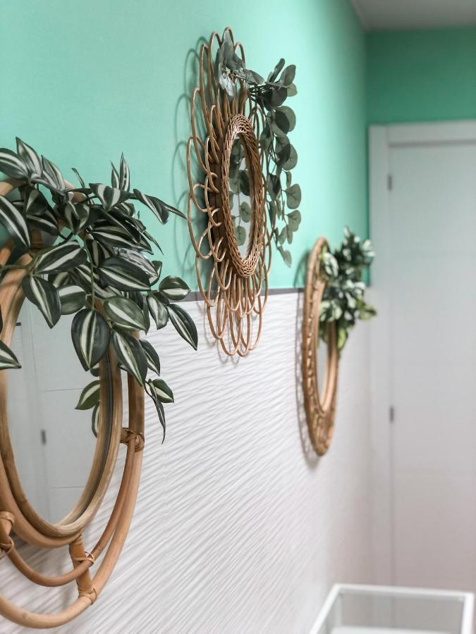 The Pod Suite Hostel Blasco บาเลนเซีย ภายนอก รูปภาพ