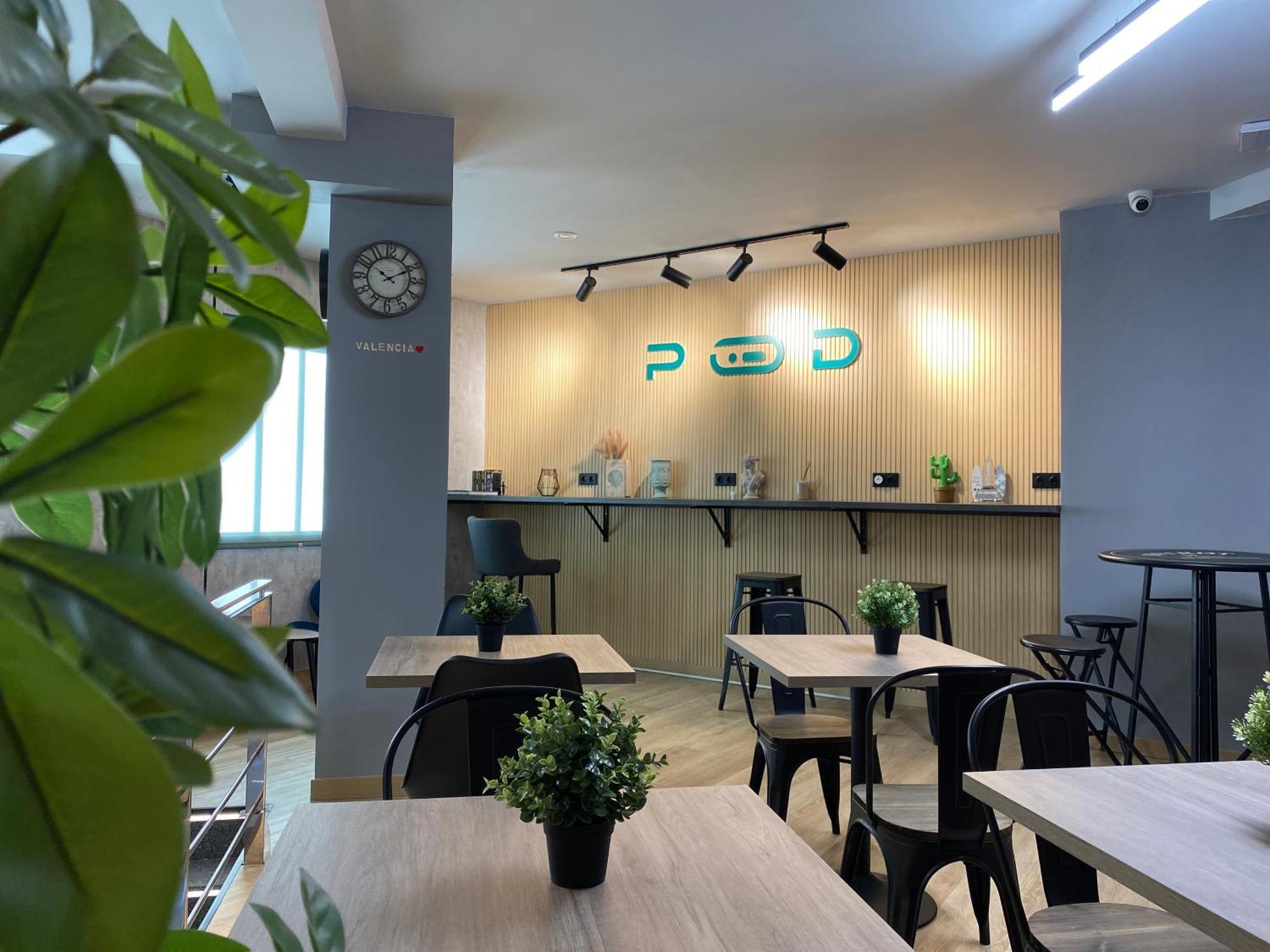 The Pod Suite Hostel Blasco บาเลนเซีย ภายนอก รูปภาพ
