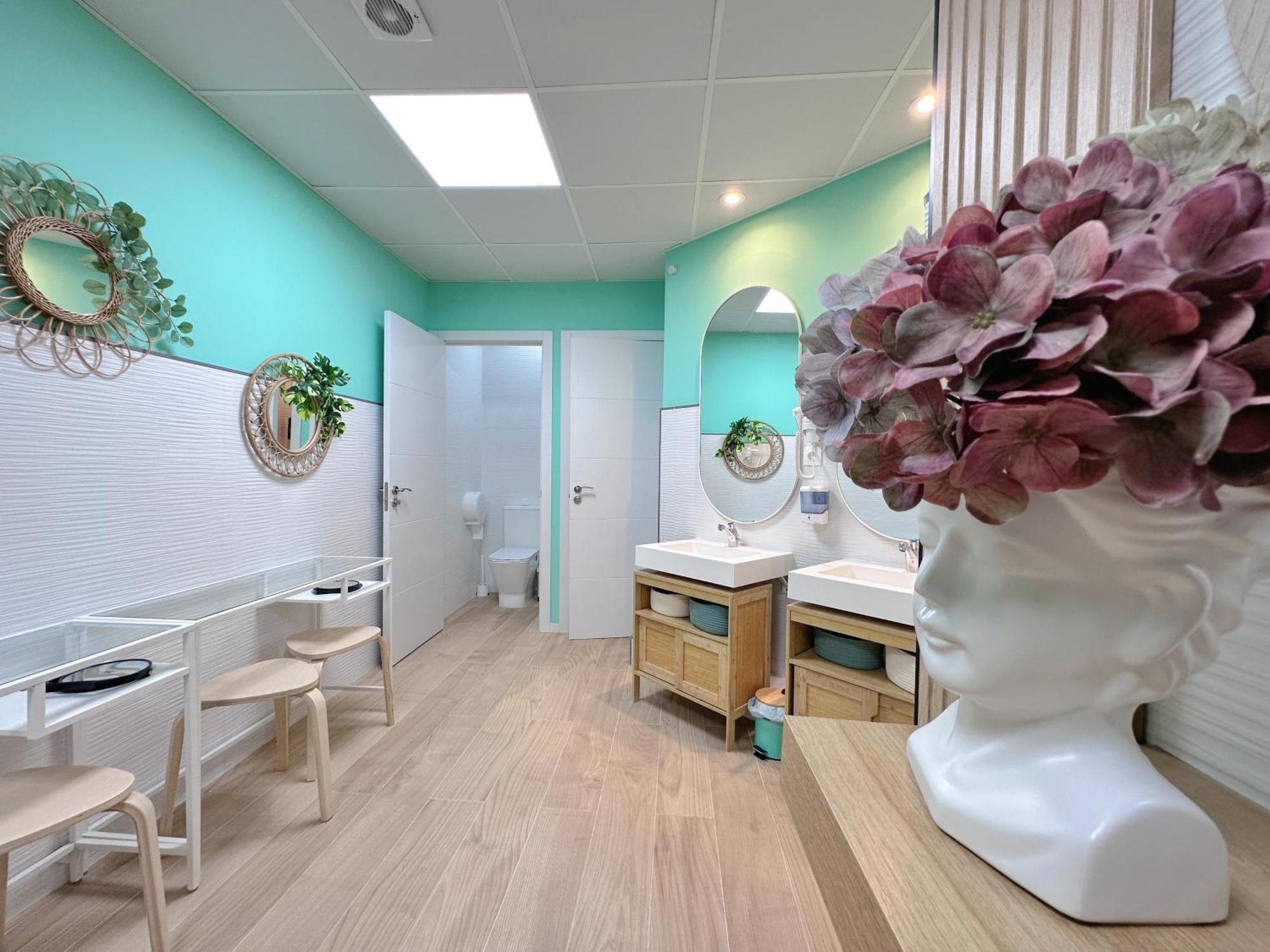The Pod Suite Hostel Blasco บาเลนเซีย ภายนอก รูปภาพ