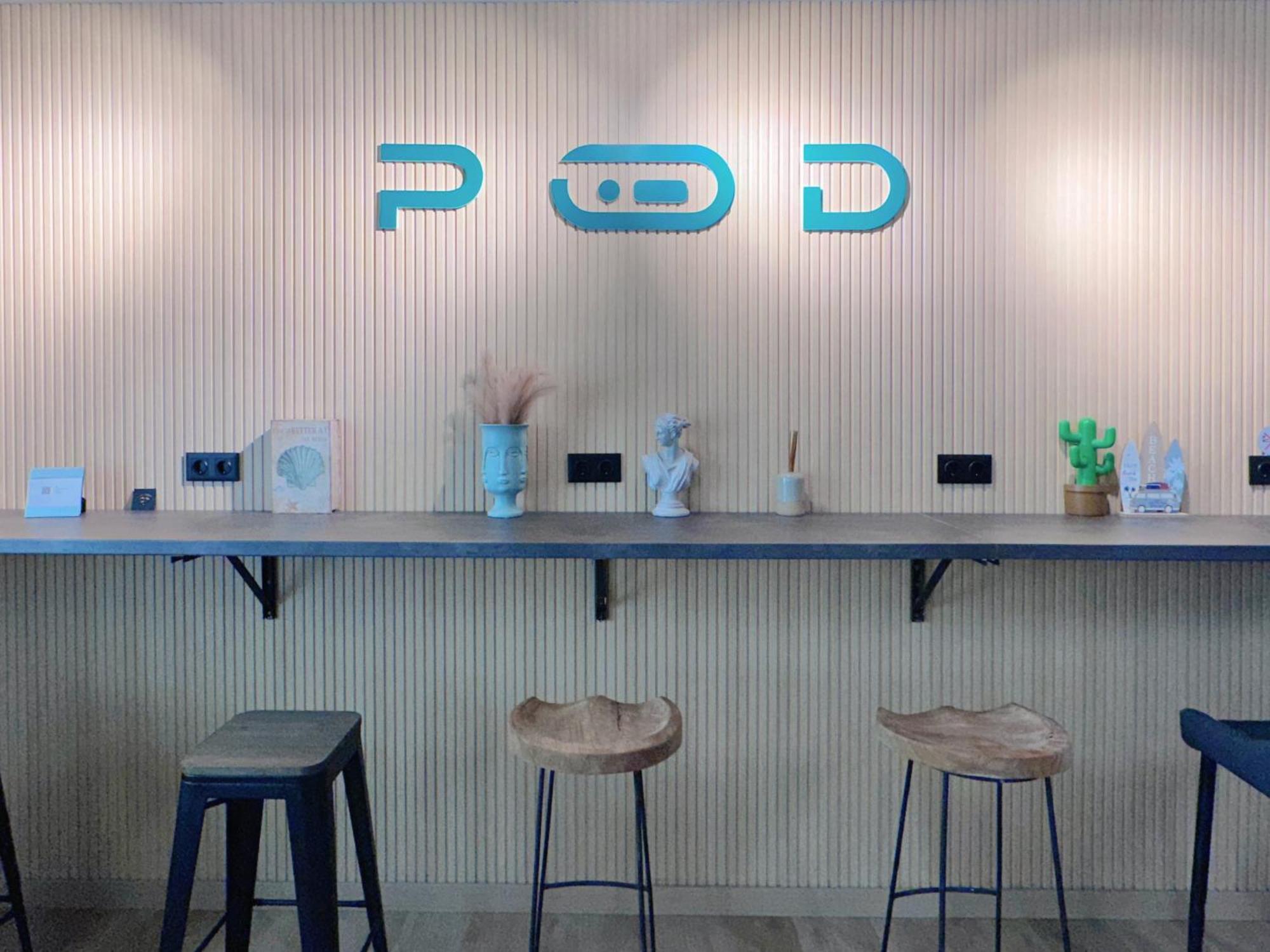 The Pod Suite Hostel Blasco บาเลนเซีย ภายนอก รูปภาพ